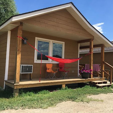 Pioneer Mountain Cabins Villa Butte Bagian luar foto