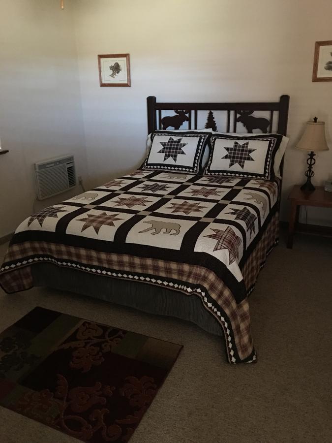 Pioneer Mountain Cabins Villa Butte Bagian luar foto